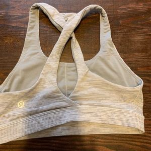lululemon sports bra